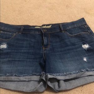 Old Navy distressed jean shorts